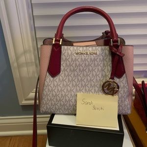 **SOLD** Brand new Michael Kors